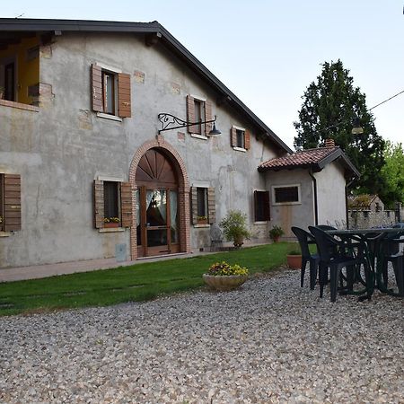 Agriturismo Fior Di Pesco Sommacampagna Ngoại thất bức ảnh