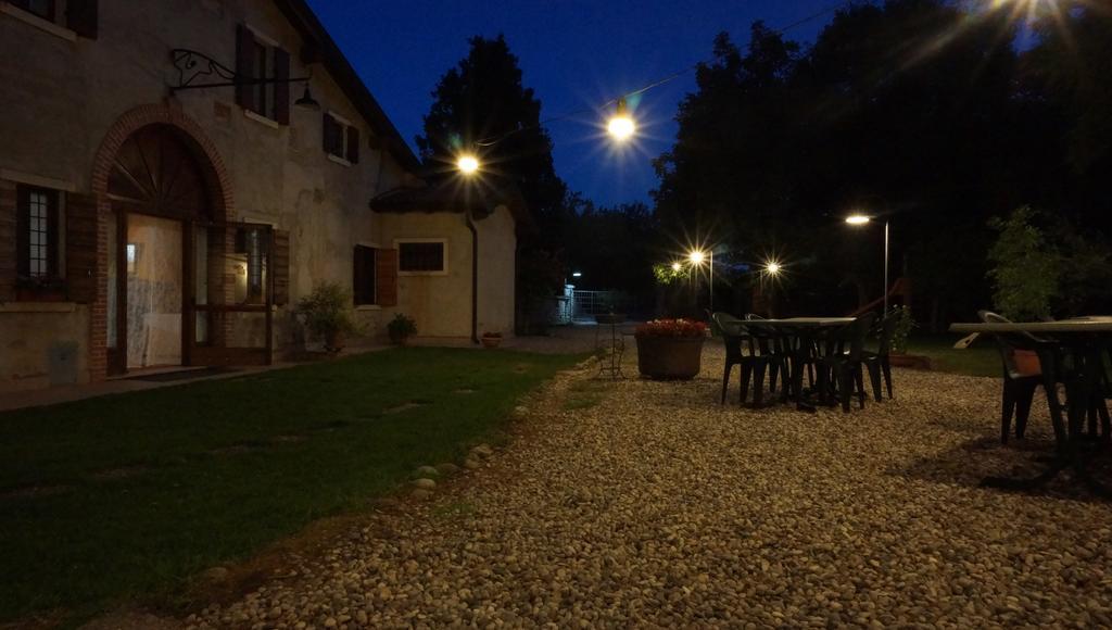 Agriturismo Fior Di Pesco Sommacampagna Ngoại thất bức ảnh
