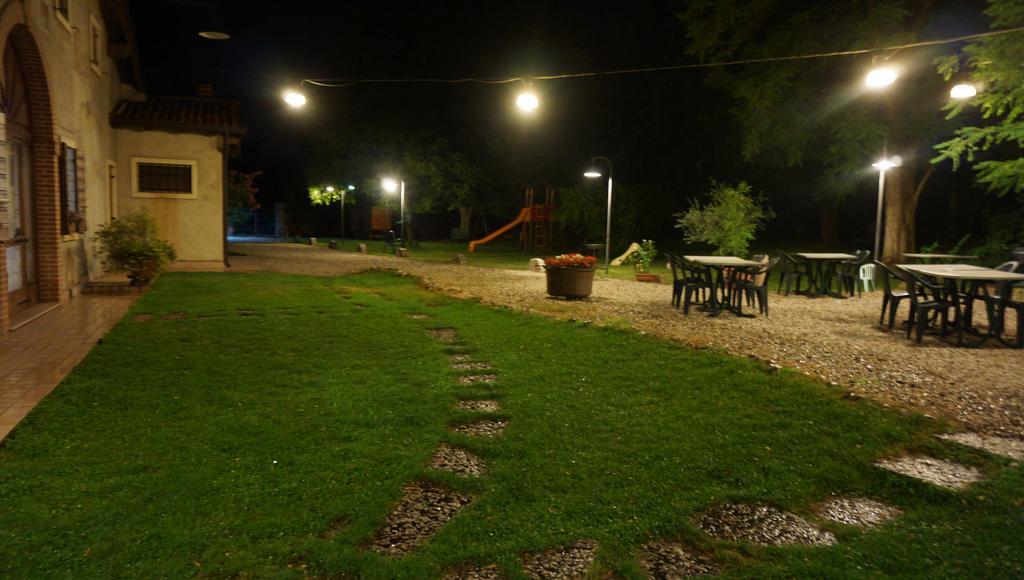 Agriturismo Fior Di Pesco Sommacampagna Ngoại thất bức ảnh